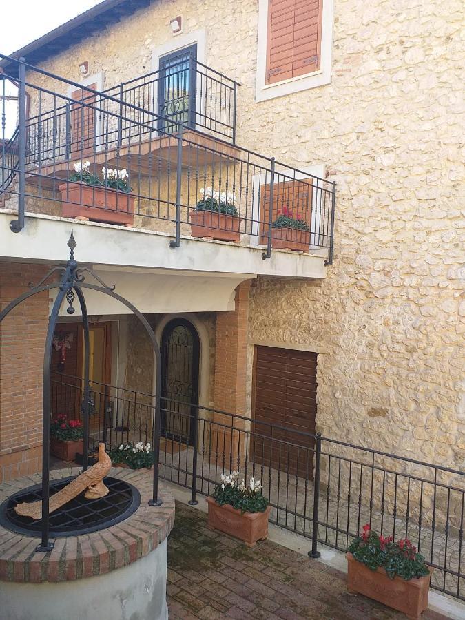Casale Dei Priori Acomodação com café da manhã Rocca Massima Exterior foto